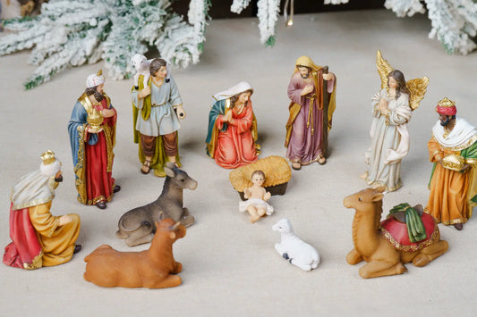 12 piece warm tone nativity set full display