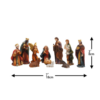 Compact Christmas creche figurines overall size diagram, small nativity scene about 7 inch wide.