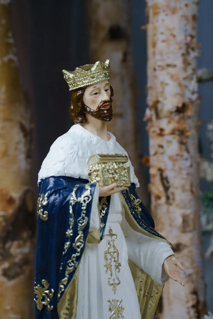wise man king golden crown chest blue white nativity figure