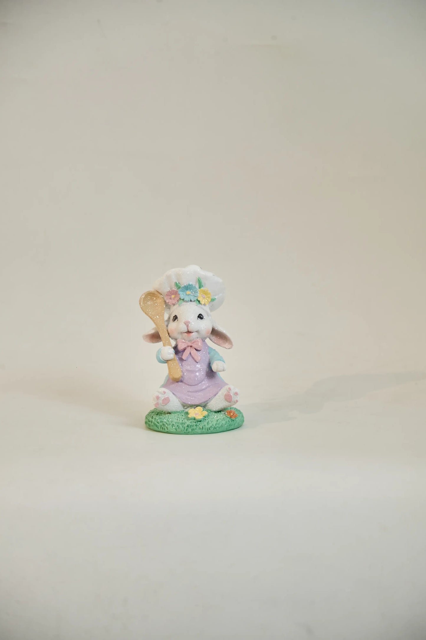 Zayton Easter bunny chef figurine front view