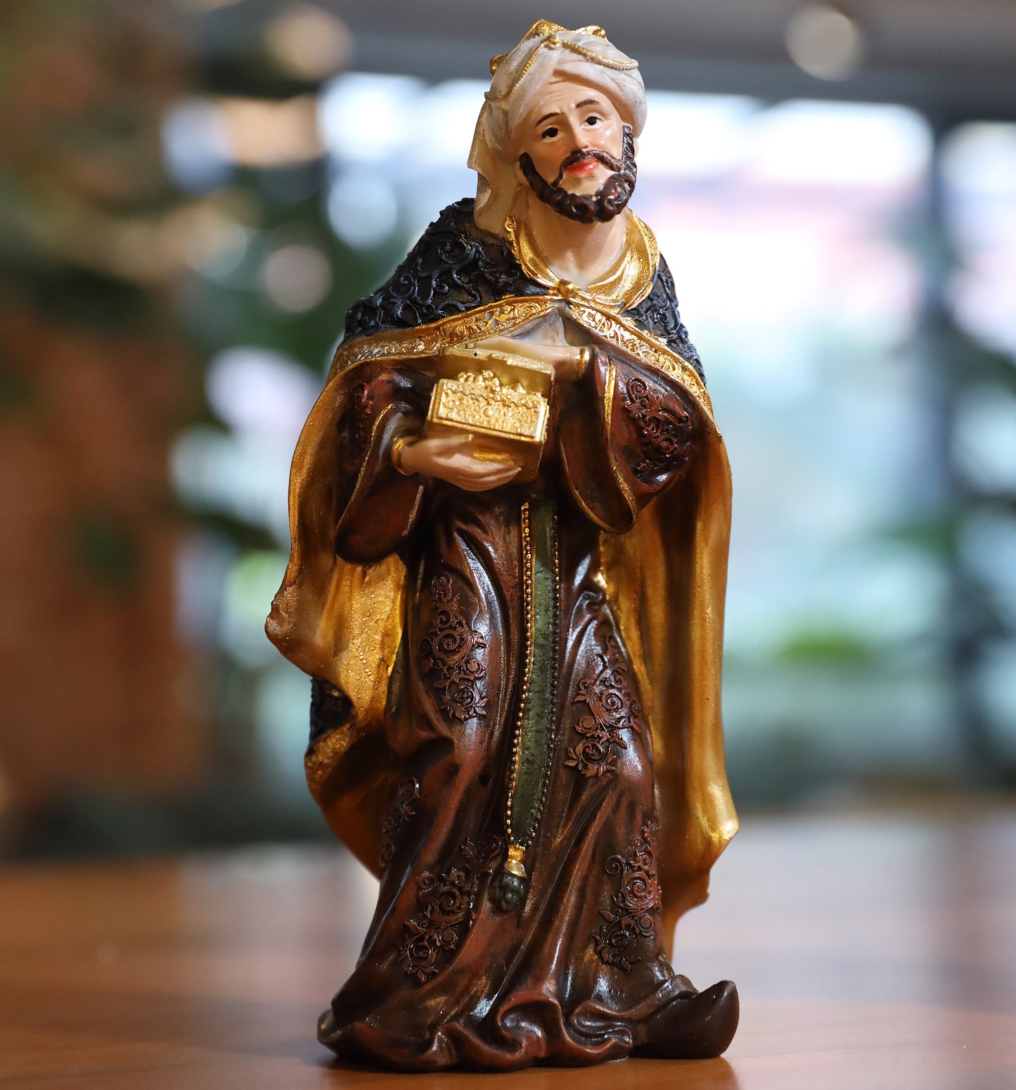 11 Piece Nativity Set, Hand-Painted Resin Christmas Figurines - Indoor Nativity Scene with Holy Family, Three Kings, Angel & Animals